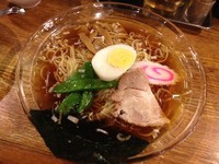 「冷やしラーメンと半チャーハン（セット￥880）」@龍王 本店の写真