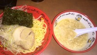 「スタミナつけ野郎（８月６日限定３００円）」@野郎ラーメン 神田本店の写真