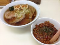 「特製中華そば750円 +トマトカレーご飯250円」@中華そば ふくみみの写真