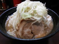 「ラーメン（並）500円（オープン価格）ニンニク・アブラ」@麺や 晴桜の写真