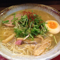 「塩ラーメン」@花紋の写真