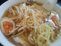 「ネギラーメン（７００円）＋味玉（１００円）」@喜多方ラーメン 坂内 亀戸店の写真
