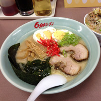 「とんこつラーメン」@くるまやラーメン おゆみ店の写真