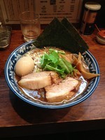 「特製中華そば（大盛）」@中華そば 旋の写真