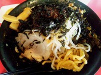 「【夏季限定】冷やし梅まぜそば￥850」@麺や 唯桜の写真