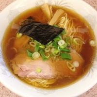 「ラーメン（醤油味）750円」@ラー麺専門店 こしがやの写真