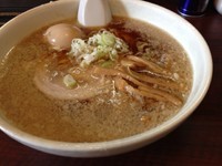 「醤油ラーメン　玉子　750円」@らーめんキズナの写真