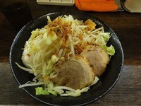 「豚醤油まぜそば 750円　チケットで大盛無料」@麺バカ息子の写真