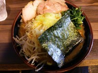 「キャベツもやしラーメン＋大盛」@神田ラーメン わいず 神田本店の写真