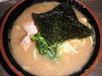 「ラーメン　「700円」」@神田ラーメン わいず 神田本店の写真