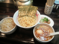 「［夏期限定］つけ麺・ピリ辛味噌＋もやし＆味玉」@くわいの写真