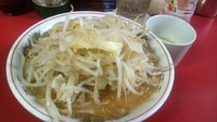 「味噌らーめん　太麺　麺少なめ　やさい少し多め　生玉子　780」@ラーメン 麺徳 東陽町店の写真