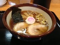 「東京Wスープ醤油らうめん」@麺屋 藤の写真