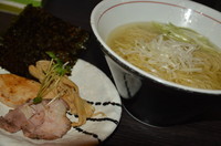 「豊潤鶏だし塩ラーメン中盛り　700＋50円」@麺処 ほん田 nijiの写真