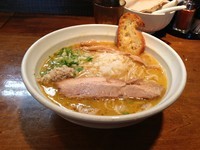 「鳥そば塩　大盛り」@はりけんラーメンの写真