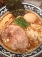 「1号ラーメン＋味玉」@ラーメン 雷鳥の写真