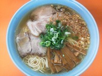 「塩ラーメン（大盛）￥800円（＋100円）」@支那そば あおばの写真