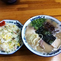 「ラーメン￥520＋やきめし￥480」@らーめん工房 龍の写真