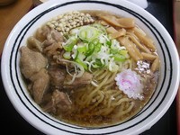 「【季節限定】冷たい鳥中華そば　７００円」@まるしん 麺匠 きくのやの写真