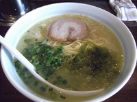 「らーめん+替玉(750円)」@らーめん まる玉 両国店の写真