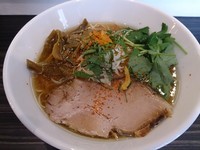 「鯵ニボそば(醤油)750円」@志奈そば 田なかの写真