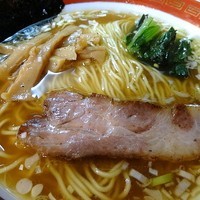 「しょうゆ（細麺）　650円」@麺処 懐やの写真