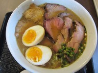 「４種盛り叉焼味玉ラーメン・魚介醤油（１０００円）」@Garew-こだわり焼豚の店-の写真