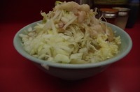 「ラーメン(ニンニク少し・アブラ・タマネギ)650円」@ラーメン二郎 桜台駅前店の写真