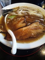 「王様中華そば　700円」@ゆいが 総本店の写真