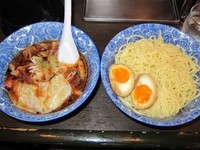 「肉ワンタンつけ麺580円＋麺中盛50円＋味玉80円」@肉厚わんたん麺と手作り焼売 ら麺亭 浅草支店の写真