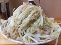 「チビらーめん ￥650 ニンニク アブラ 味玉 ￥80」@らーめん 武丸の写真