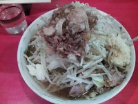 「小ラーメン　ニンニクアブラカラメ　650円」@ラーメン二郎 府中店の写真