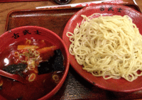 「辛つけ麺（800円）」@麺処 古武士 新宿西口小滝橋通り店の写真