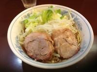 「らーめん（少なめ）＋野菜　600円」@らーめん陸の写真