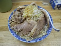 「ラーメン（大　にんにく・しょうが　600円）＋肉増し200円」@らーめん きじとらの写真