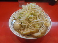 「豚玉ラーメン　中」@用心棒Ⅱ階の写真