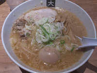 「味噌らーめん、ミニカレー、煮玉子」@大島の写真