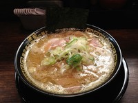 「中華そば」@東京煮干中華そば 三三㐂 大森の写真