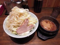 「さぶろうつけ麺(中盛り　野菜マシ720円)」@郎郎郎の写真