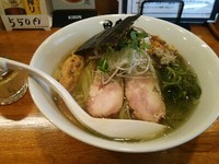 「【お盆限定】冷し沖縄の塩昆布そば」@中華そば田家 ふくふくの写真