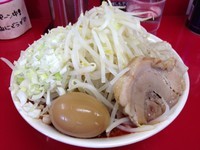 「ラーメン（中）＋辛味＋ネギ盛り」@ドン-キタモトの写真