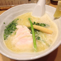 「鶏白湯SOBA」@銀座 篝の写真