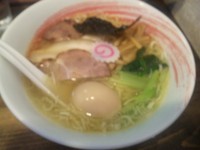 「塩ラーメン+味たまご　（＠７８０円）」@ラーメン食堂 二枚看板の写真