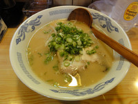 「豚骨醤油ラーメン」@八ちゃんの写真