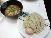 「濃厚豚骨魚介　味玉つけ麺（醤油）」@麺処 ほん田 東京駅一番街店の写真