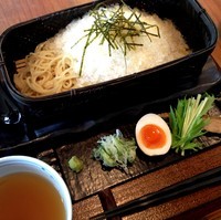 「ざる琥珀（夏季限定）」@自家製麺 琥珀の写真