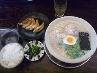 「ラーメン　ごはんギョウザセット」@大砲ラーメン 吉野ヶ里店の写真