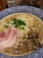 「【限定】煮干し中華そば800円+和え玉150円」@煮干中華ソバ 宮庵の写真