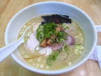 「【限定】本軍鶏鶏白湯そば他」@麺や 福一の写真