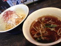 「炙り鴨チャーシューのすりおろし蓮根つけ麺 1000」@麺や Bar 渦の写真